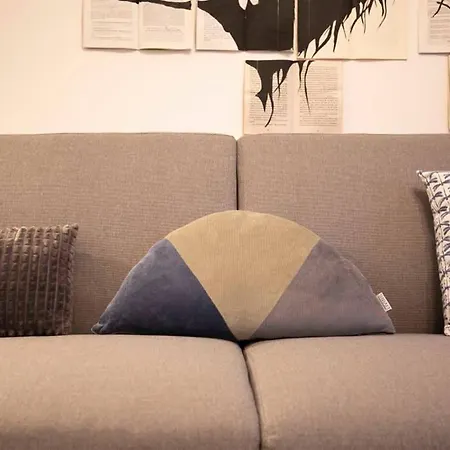 Blue Sky Center 公寓 *