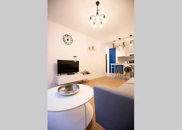 Blue Sky Center * Βουκουρέστι