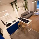 Apartment Blue Sky Center