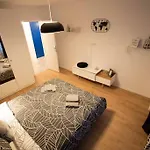 Blue Sky Center Apartment Bucharest