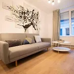 Blue Sky Center Apartment Bucharest